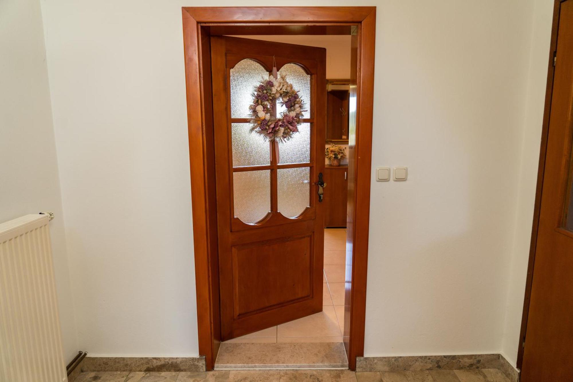 Apartment Lucija *