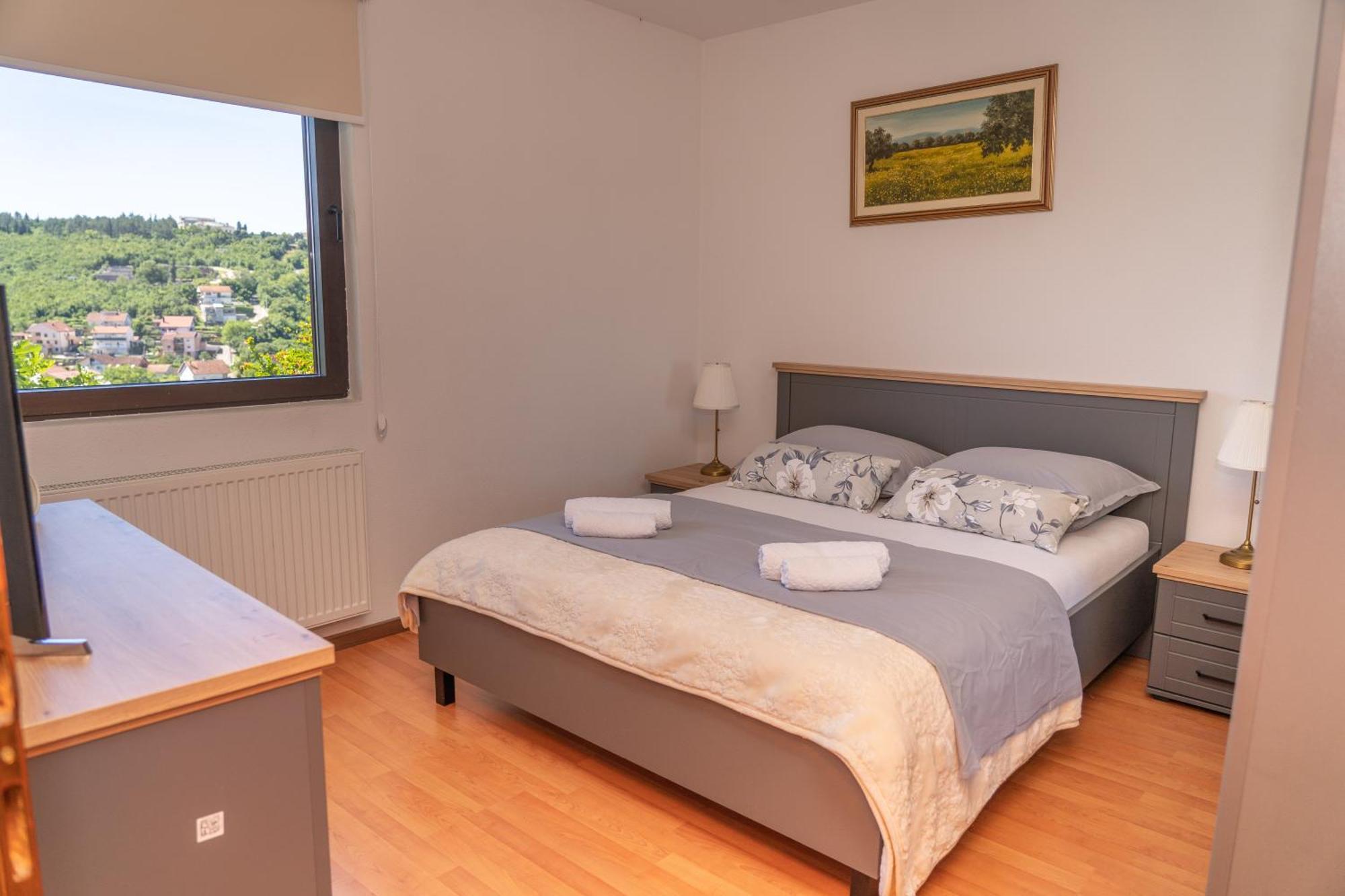Apartment Lucija Siroki Brijeg