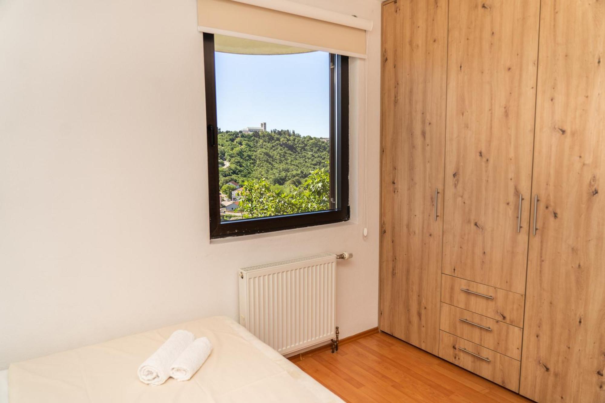 Lucija Apartment Siroki Brijeg
